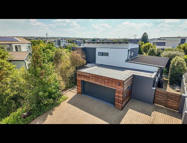 3 BEDROOM HOUSE FOR SALE IN MIDSTREAM MEADOWS